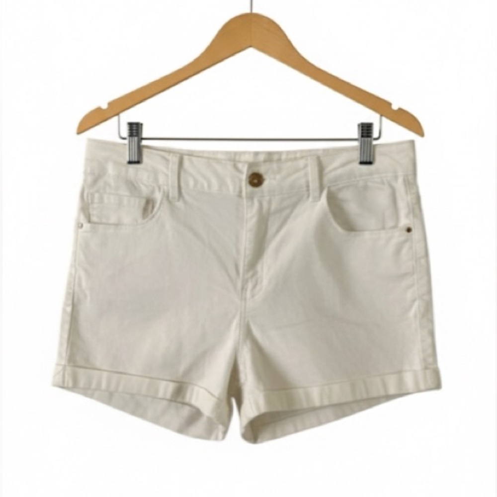 Forever 21 White Mid Rise Short Denim Cuffed Shorts NWOT